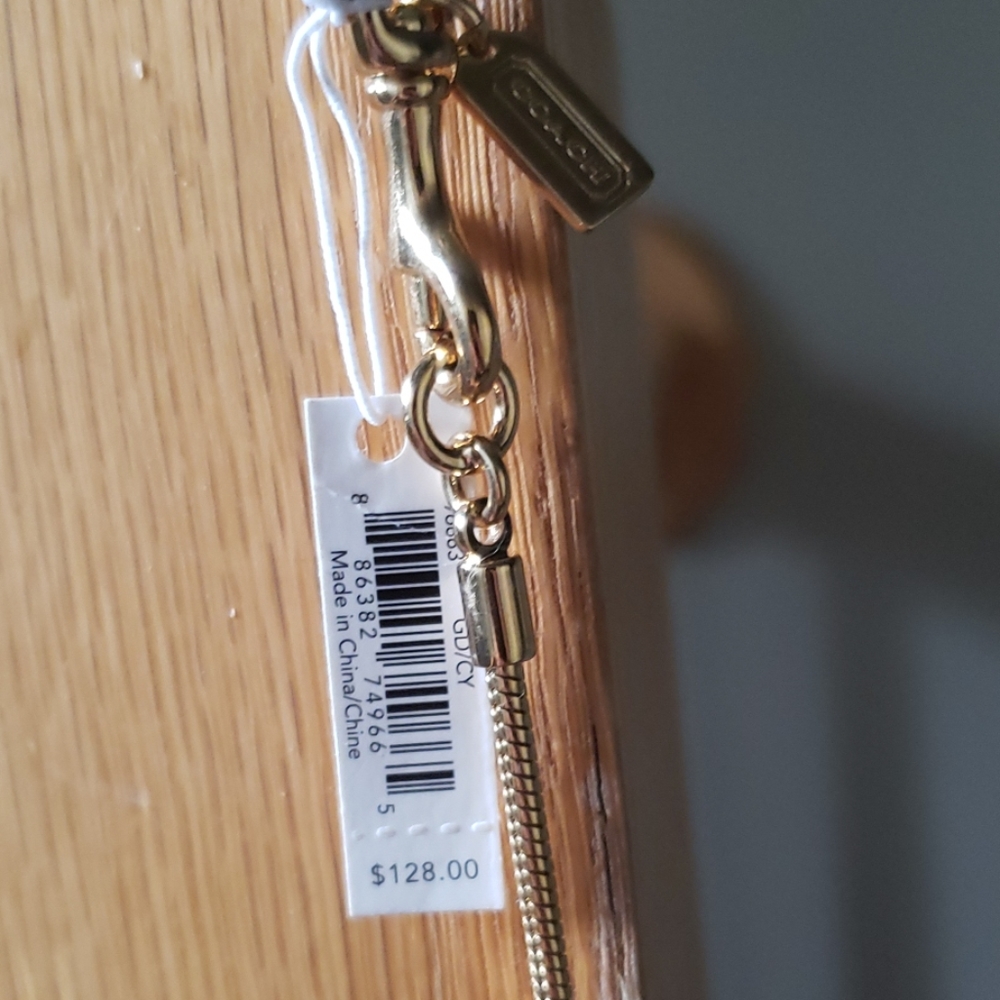 NWT Coach necklace - Picture 3 of 3